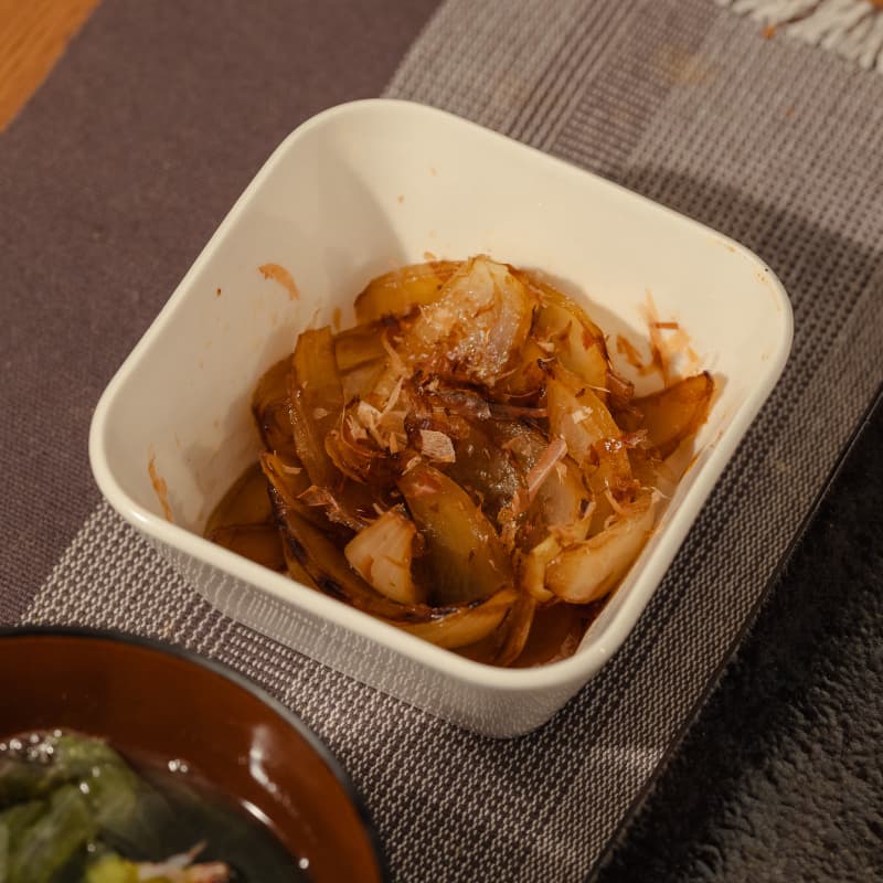玉ねぎの甘辛かつお節あえ
